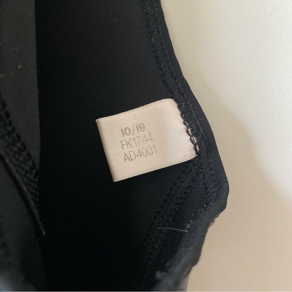 Adidas 3S Performance Bodysuit - Picture 8 of 15